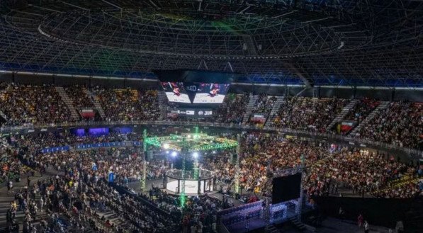 Imagem de ginásio em dia de evento da Jungle Fight