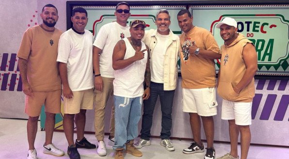 Grupo Sent'oSamba e MC Japa do Recife soltam a voz no Boteco do Barra