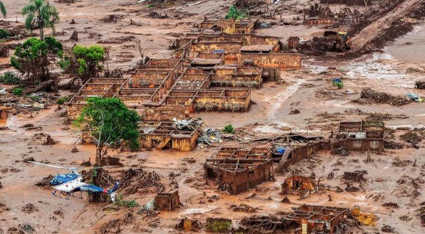 Tragédia da barragem do Fundão em Mariana (MG)