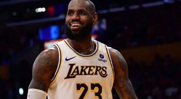Imagem do astro Lebron James, jogador do Los Angeles Lakers