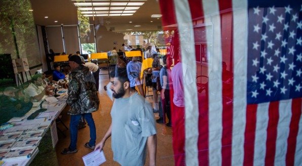 Eleitores compareceram fortemente à votação nos EUA