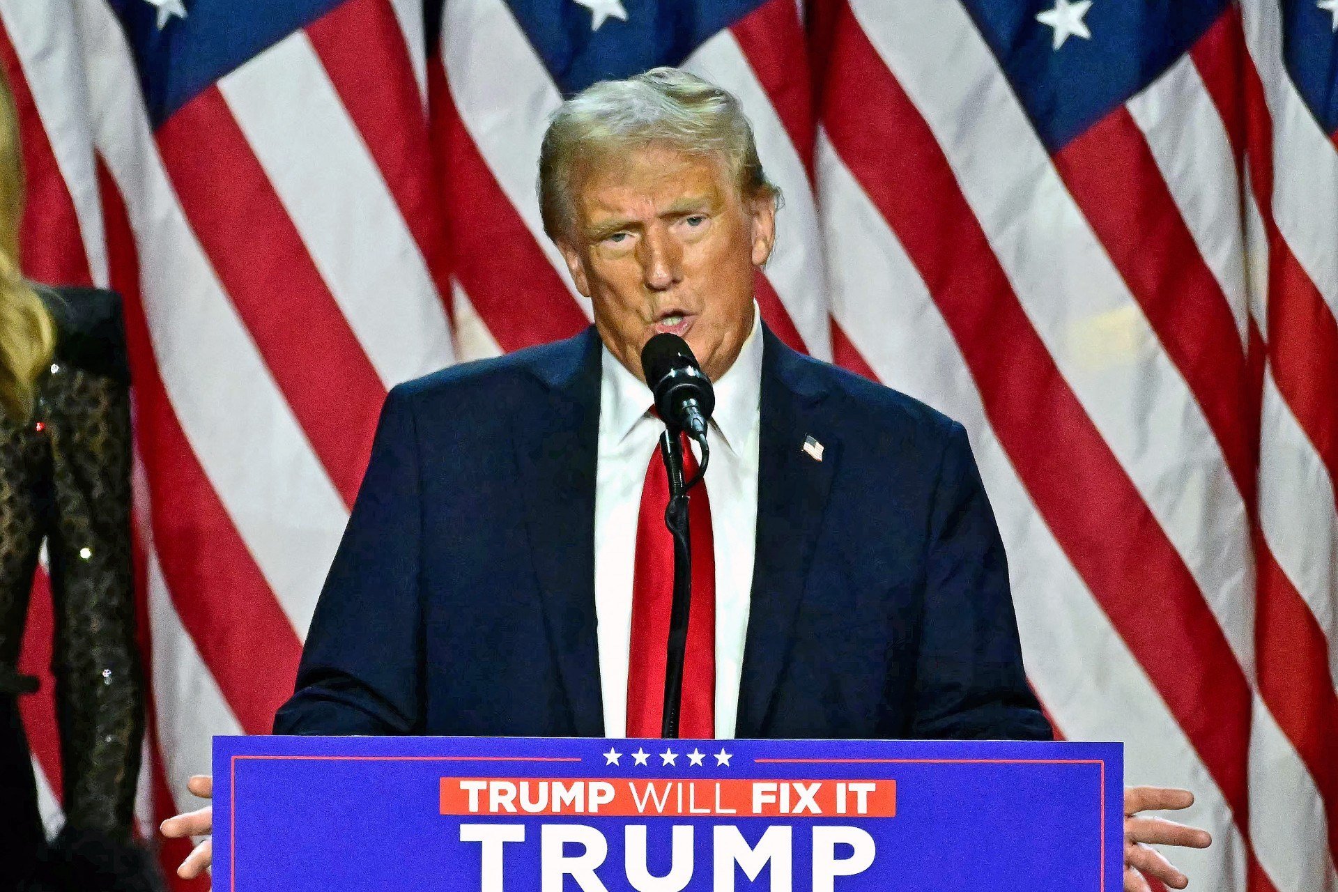 Governo de Trump renovou alerta, que cita &quot;crimes violentos, incluindo assassinatos, assaltos &agrave; m&atilde;o armada e roubos de carros, podem ocorrer em &aacute;reas urbanas, dia e noite