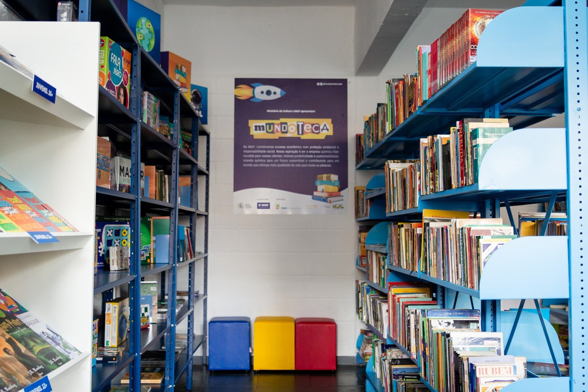 biblioteca