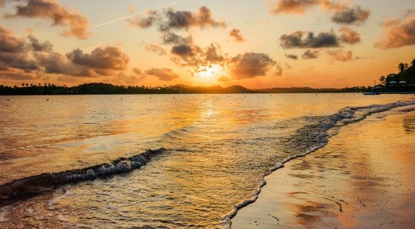 Mar da Praia de Guadalupe, na Costa de Sirinhaém 