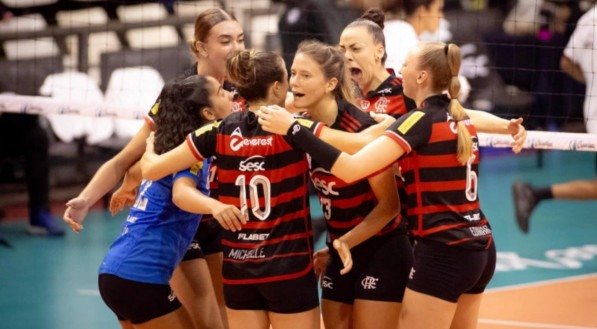 Imagem das jogadoras do Flamengo na Superliga Feminina