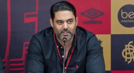 Imagem o diretor de futebol do Sport, Raphael Campos, em entrevista coletiva