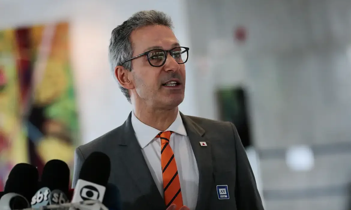 Escala 6x1: entre os governadores, Zema é o primeiro a se pronunciar: "perda de tempo"