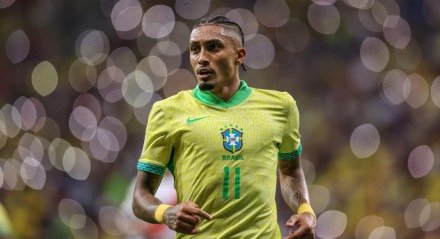 Raphinha em campo pela Seleção Brasileira