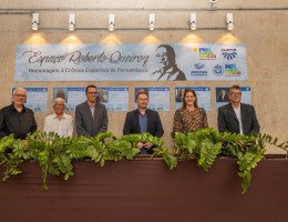 Jornalistas homenageados no Espaço Roberto Queiroz, na Arena de Pernambuco