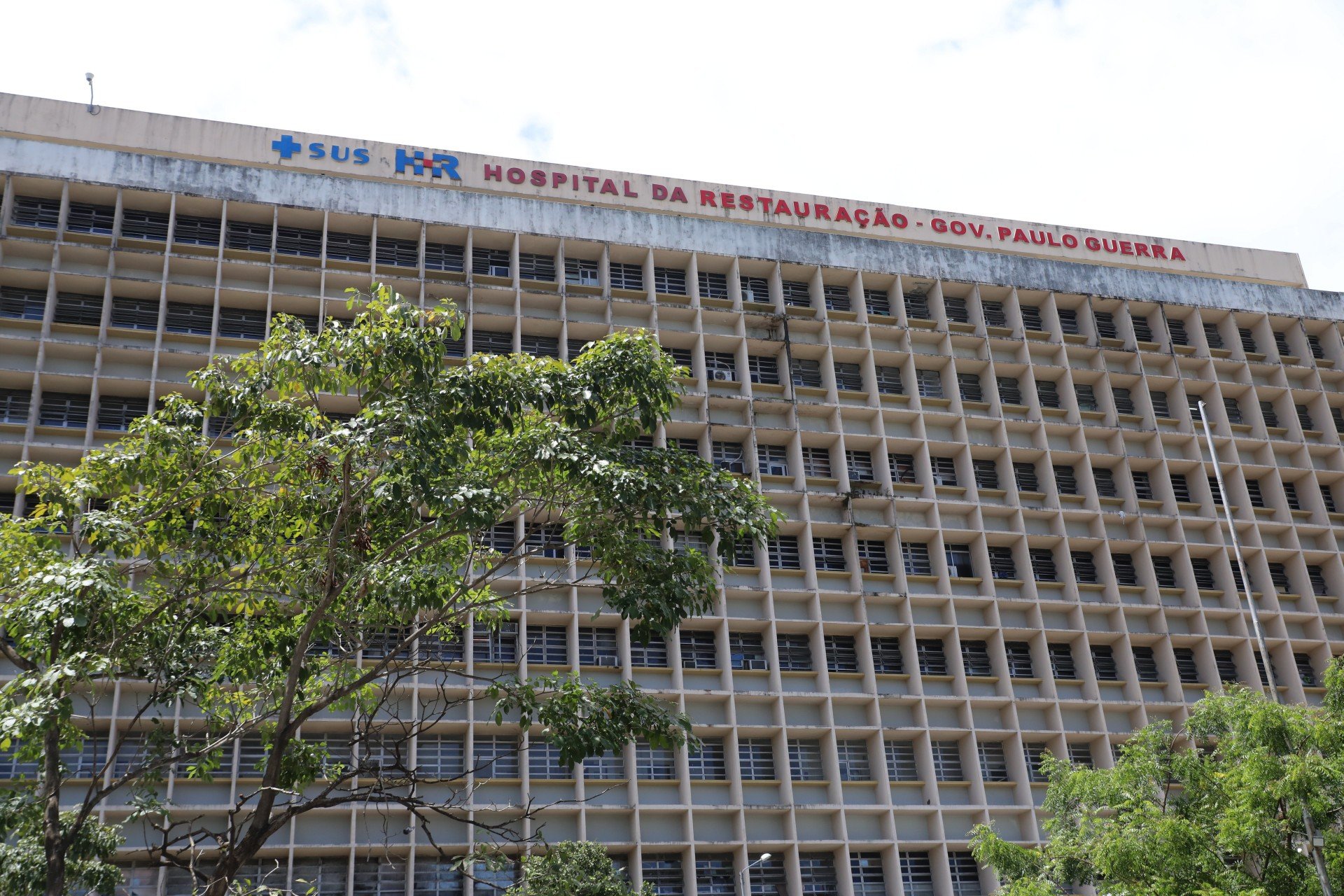 A paciente est&aacute; internada no Hospital da Restaura&ccedil;&atilde;o (HR)