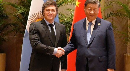 Javier Milei troca ataques por pragmatismo com Xi Jinping