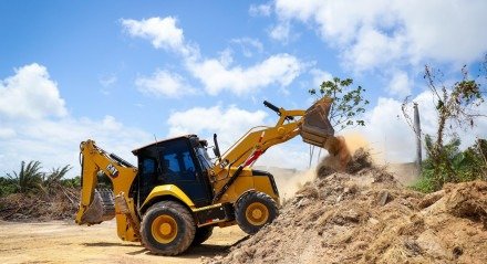 Obras do PE na Estrada na PE-001, em ItamaracÃ¡/Forte Orange.