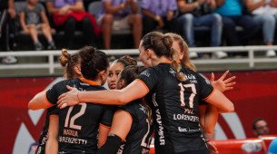 Imagem das jogadoras do Osasco na Superliga Feminina