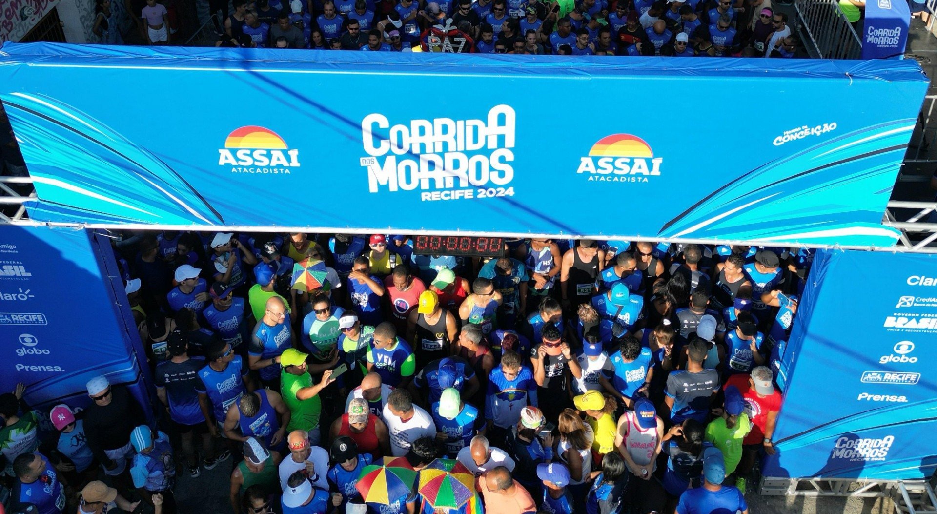 Imagem aérea da largada da Corrida dos Morros do Recife