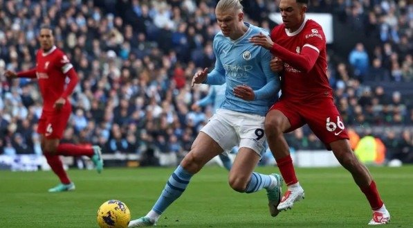 Imagem do confronto entre Liverpool x Manchester City