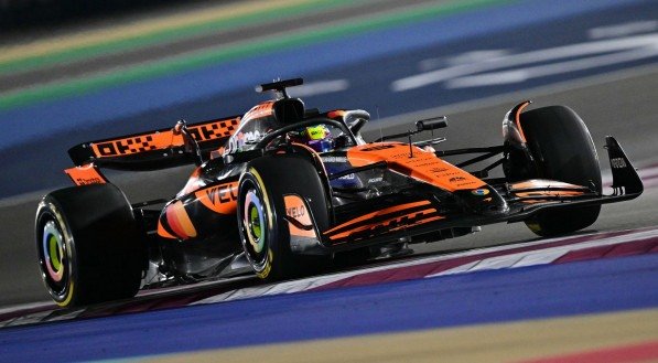 Imagem do carro da McLaren