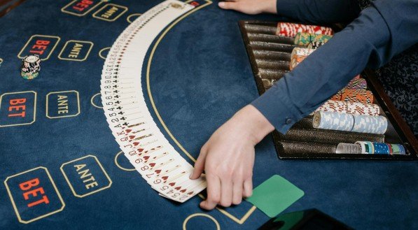 Votação da legalização dos cassinos e jogos de azar é adiada no Senado; saiba o motivo