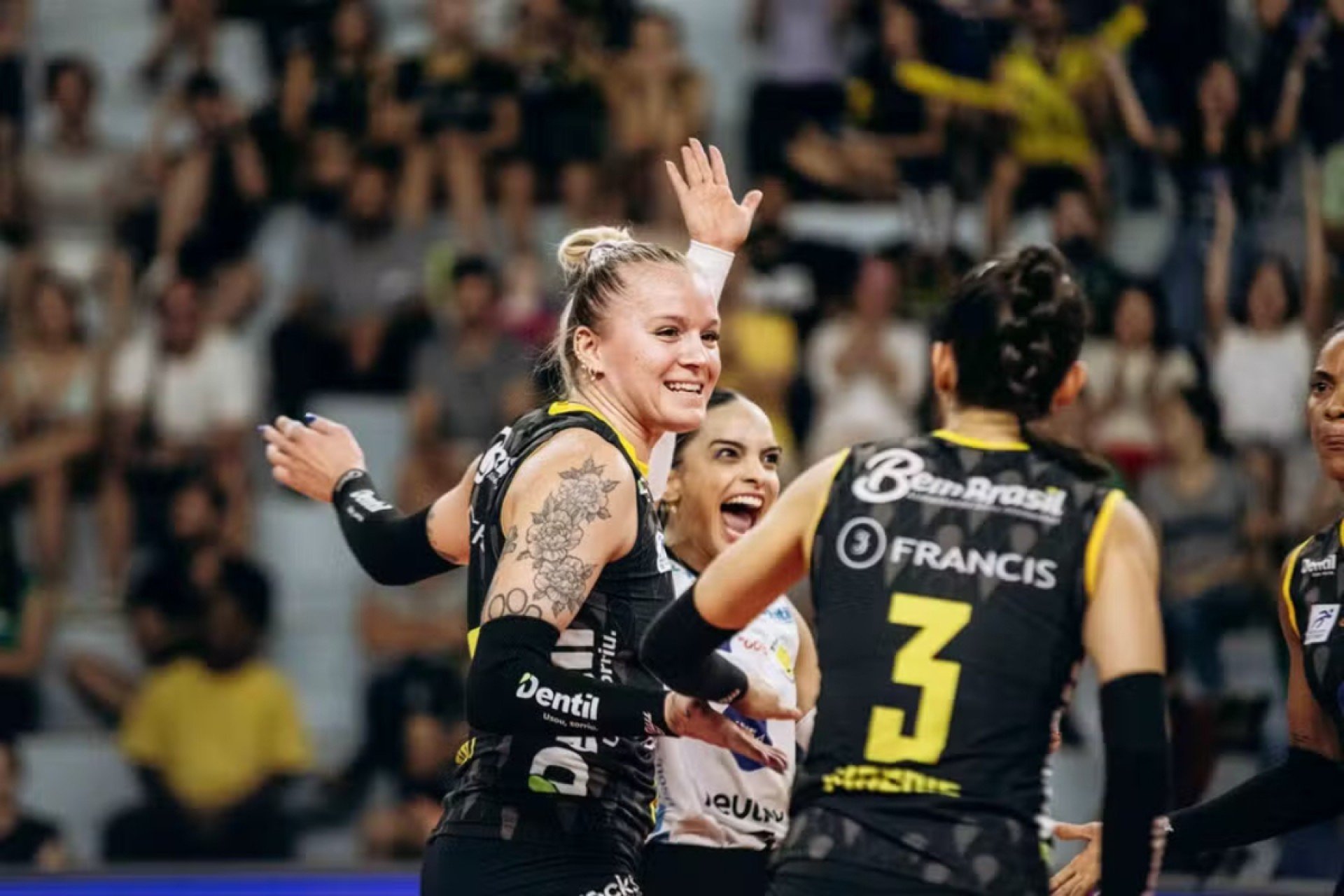 Dentil Praia Clube x Maringá Vôlei na Superliga Feminina: veja onde assistir e o horário