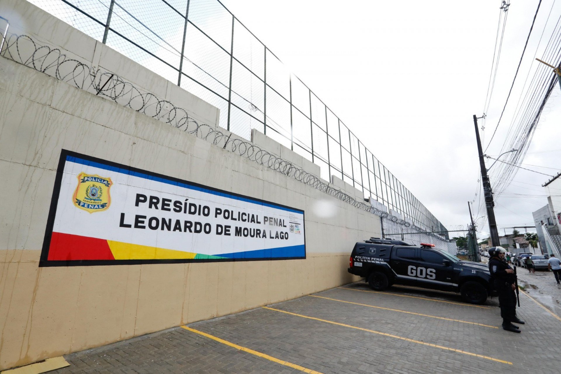 Familiares de detentos do pres&iacute;dio Leonardo Lago denunciam condi&ccedil;&otilde;es prec&aacute;rias enfrentadas pelos presos
