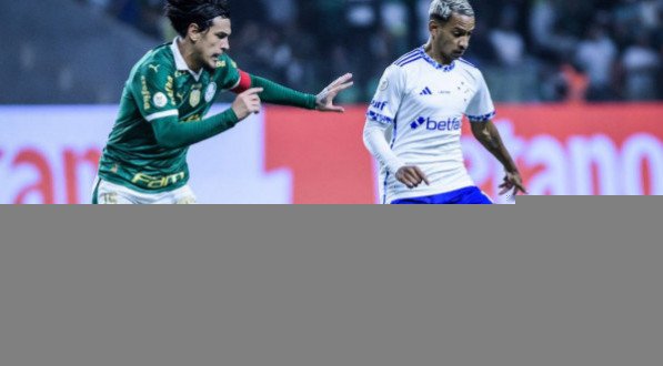 Cruzeiro e Palmeiras se enfrentam. 