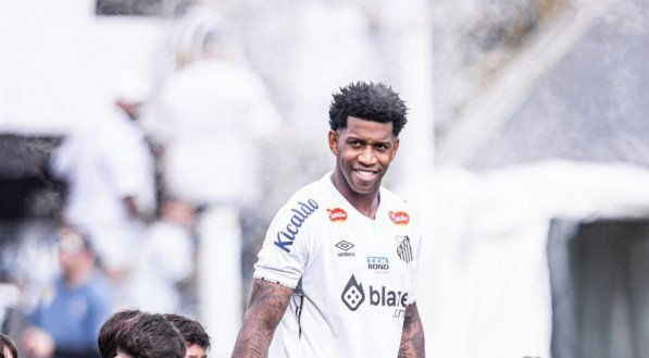 Santos planeja renovar com Gil e prepara saídas de Giuliano e Willian Bigode