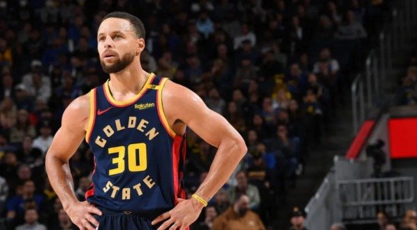 Imagem do astro Stephen Curry, jogador do Golden State Warriors