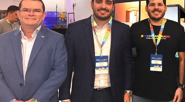 Paulo Nery, secretário de Turismo, Eduardo Loyo e Diogo Beltrão, da Empetur, no "Visit Pernambuco" em Porto de Galinhas