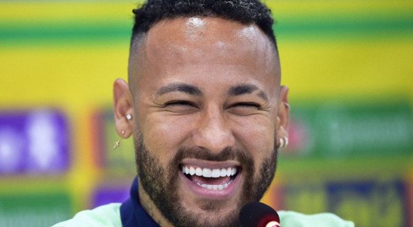 Neymar abre processo criminal contra Luana Piovani por difamação