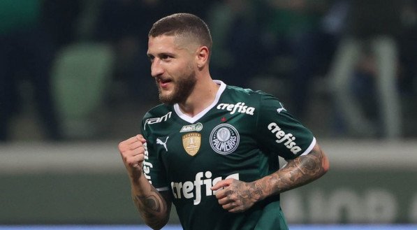 Santos demonstra interesse em jogador do Palmeiras, diz jornalista