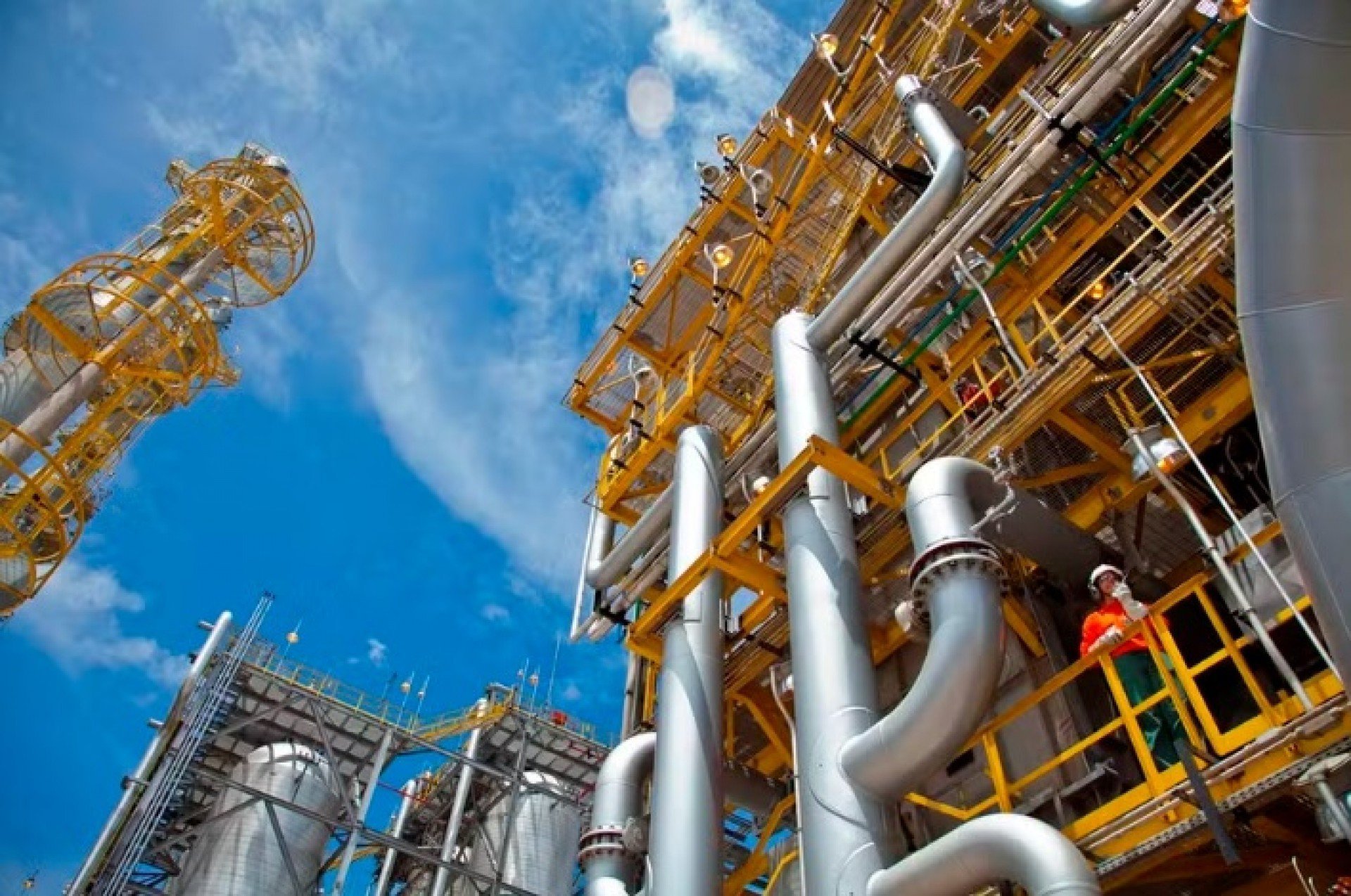 Petrobras firma contratos para obras do Trem 2 da Refinaria Abreu e Lima