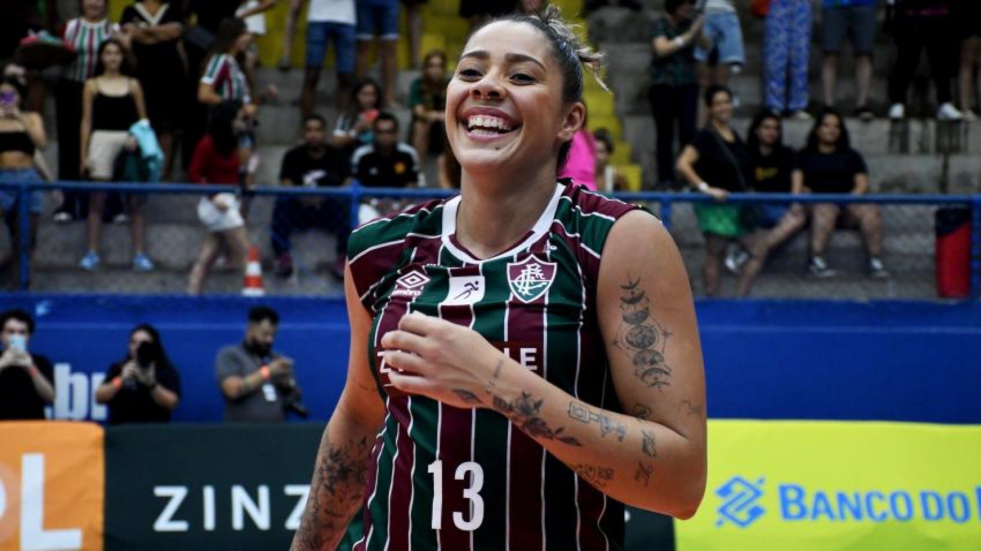 Fluminense x Flamengo no Campeonato Carioca Feminino de Vôlei 2025: onde assistir ao vivo e horário