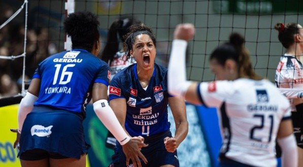 Imagem das jogadoras do Gerdau Minas, na Superliga Feminina