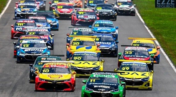 Imagem dos carros da Stock Car