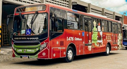 Papai Noel recebe pedido para melhorar e valorizar o transporte público do Grande Recife