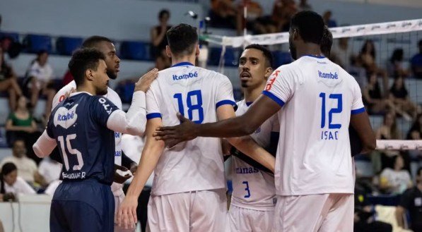 Imagem dos jogadores do Itambé Minas na Superliga Masculina