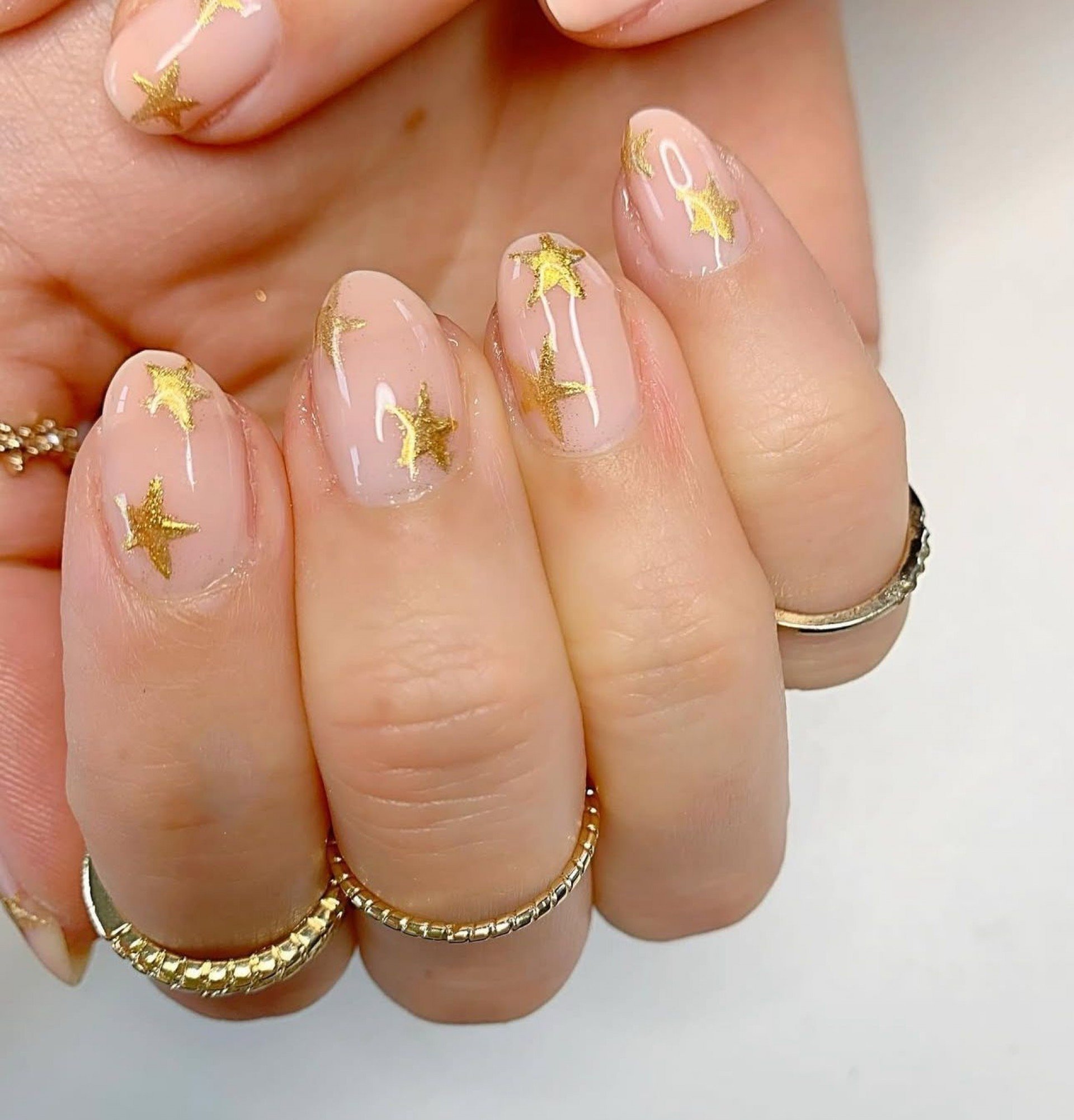 Instagram: @poshmegsnails/Reprodução