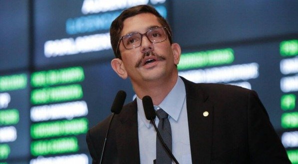João Campos anuncia Eriberto Filho para o secretariado e provoca mudança na Alepe