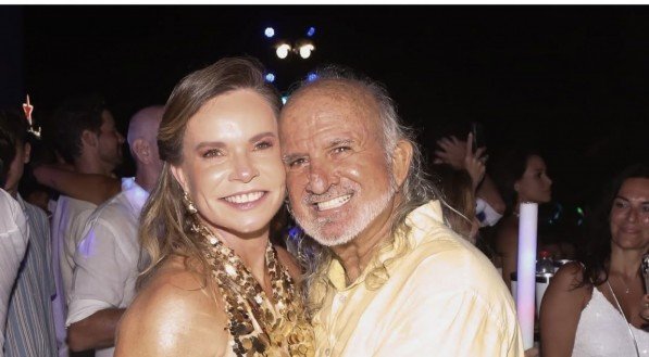 Ana Cláudia e José Maria Sultanum, no réveillon de Fernando de Noronha