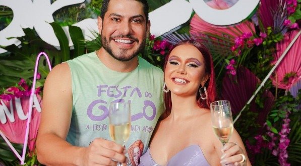 Imagem do casal Mirela Janis e Yugnir confirmam presença na quinta edição da tradicional Festa no Gelo.