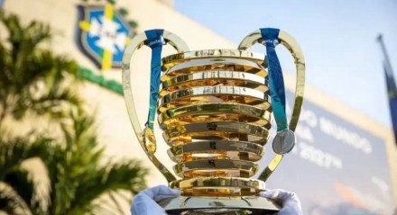 Imagem da taça da Copa do Nordeste - a Orelhuda