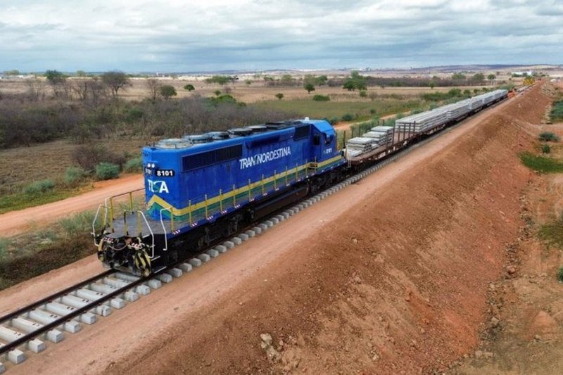 O orçamento total estimado da ferrovia gira em torno de R$ 15 bilhões. Uma parte relevante vem do Fundo de Desenvolvimento do Nordeste