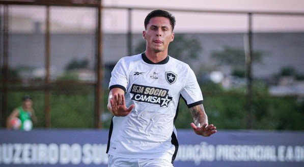 Imagem de jogador do Botafogo na Copinha 2025