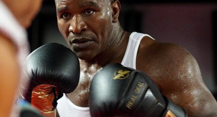 Evander Holyfield: o retorno histórico ao boxe