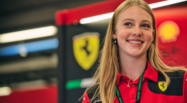 Aurelia Nobels, a piloto “brasileira” na academia da Ferrari 