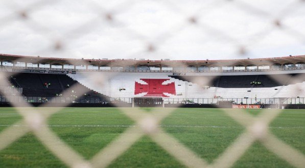 Imagem de parte da arquibancada do Estádio São Januário