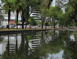 Chuvas fortes atingem Região Metropolitana do Recife