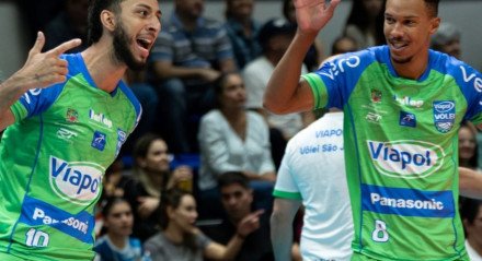 Viapol São José recebe o Sesi Bauru nesta terça-feira (14) pela Superliga masculina de vôlei 