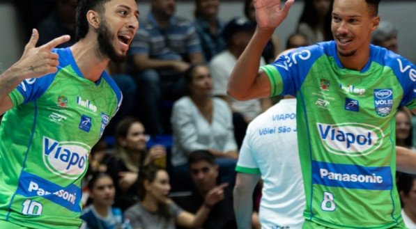 Viapol São José recebe o Sesi Bauru nesta terça-feira (14) pela Superliga masculina de vôlei 