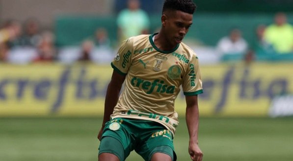 Estevão, jogador do Palmeiras