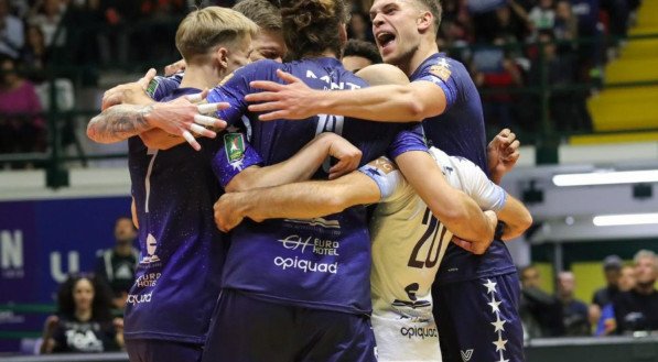 Com excessão do Monza de Fernando Cachopa, os times italianos levarão a melhor nesta quinta-feira (16) na Champions League de vôlei